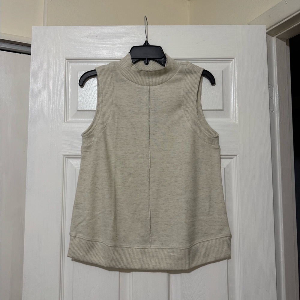 NWT Democracy Sleeveless Sweater Vest
